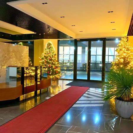 Dendrarium Park, 1Bd Apartment With Living Room คีชีเนา ภายนอก รูปภาพ