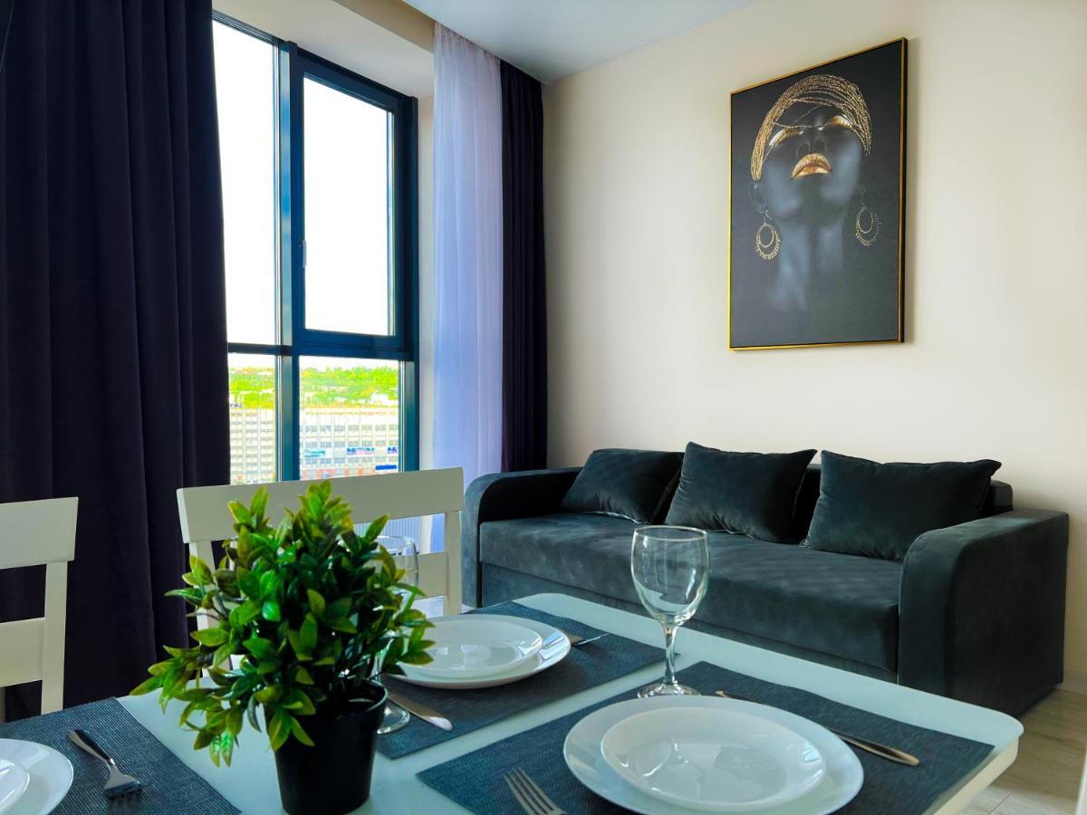 Dendrarium Park, 1Bd Apartment With Living Room คีชีเนา ภายนอก รูปภาพ