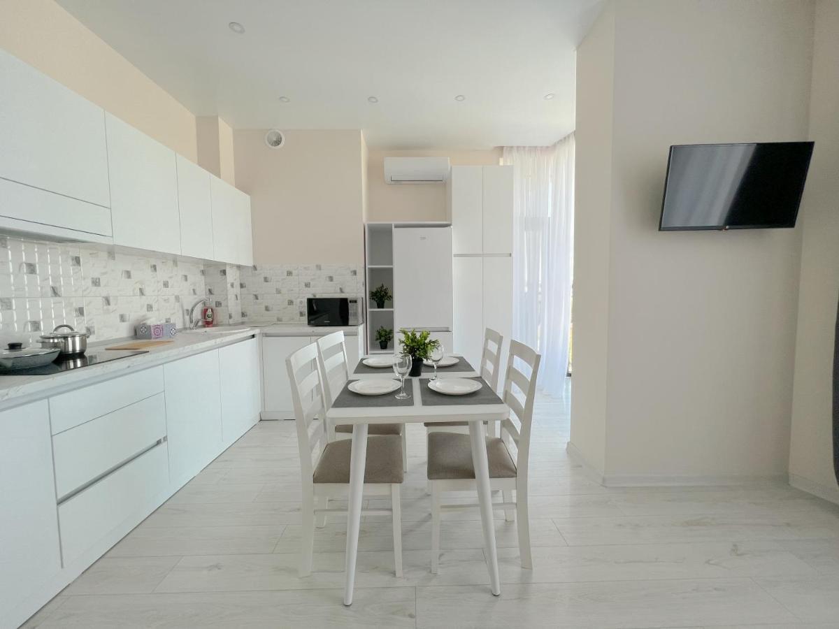 Dendrarium Park, 1Bd Apartment With Living Room คีชีเนา ภายนอก รูปภาพ